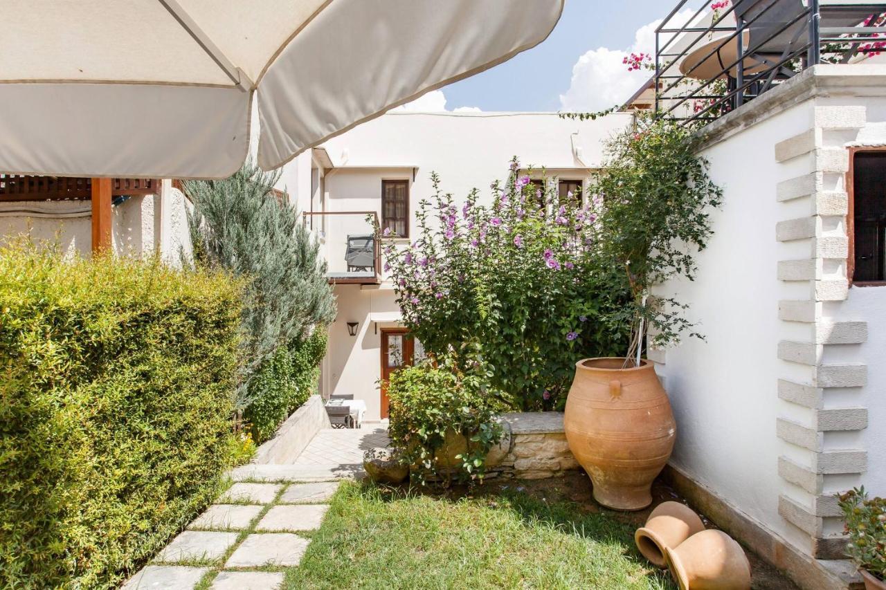 Calergi Residence - Holidays In Crete Atsipopoulo Bagian luar foto