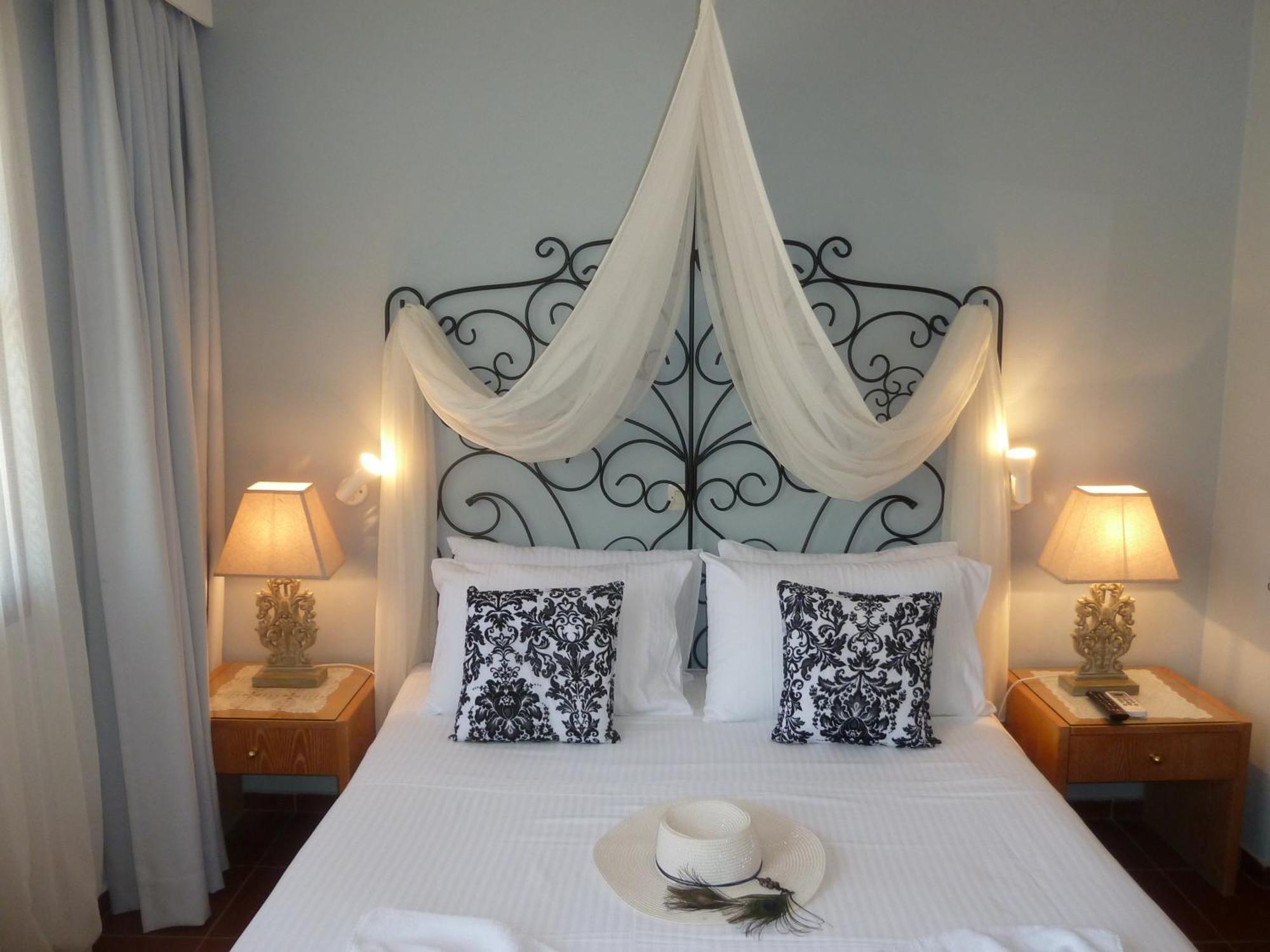 Calergi Residence - Holidays In Crete Atsipopoulo Bagian luar foto